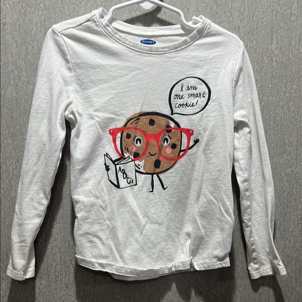 Old Navy White Long Sleeve Tee with Graphic Design